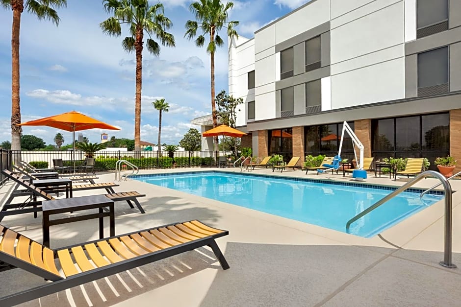 Hampton Inn - Houston/Brookhollow
