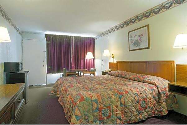 America's Best Value Inn - Loudon