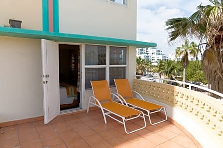 Ocean Surf Hotel