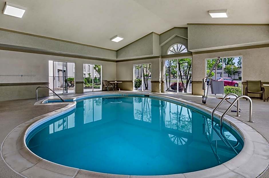 Best Western Plus Inn At Valley View