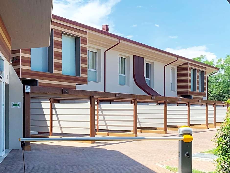 Emotional Grand Motel