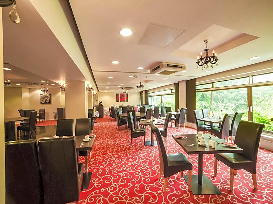 The Bridge House Hotel