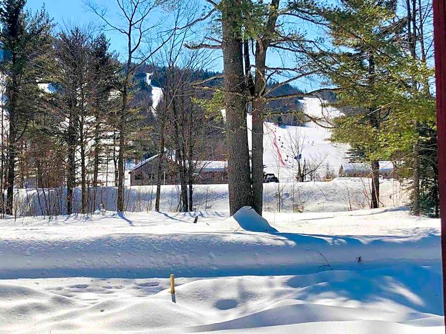Attitash Mountain Village Studio - Slope View - Ski - Storyland