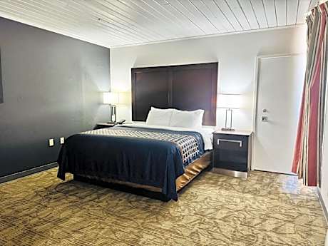 King Room - Non-Smoking