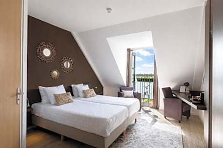 Double Room with Lake View