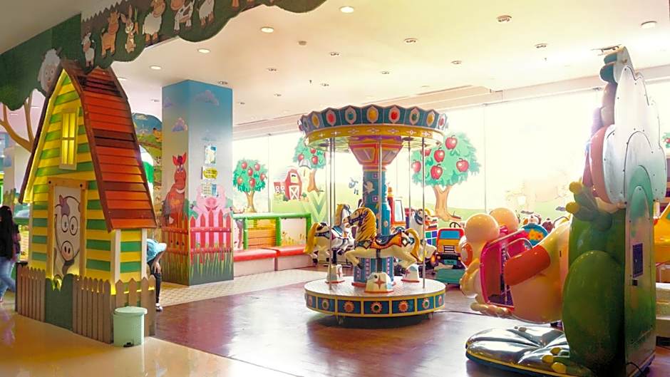 Grand Edge Hotel Semarang