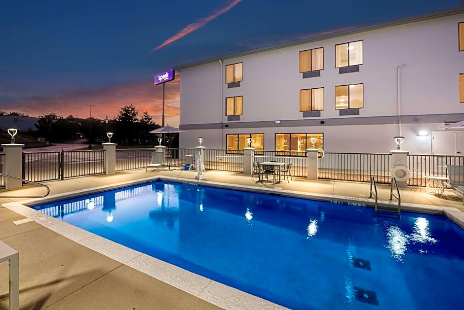 Spark by Hilton Tuscaloosa University