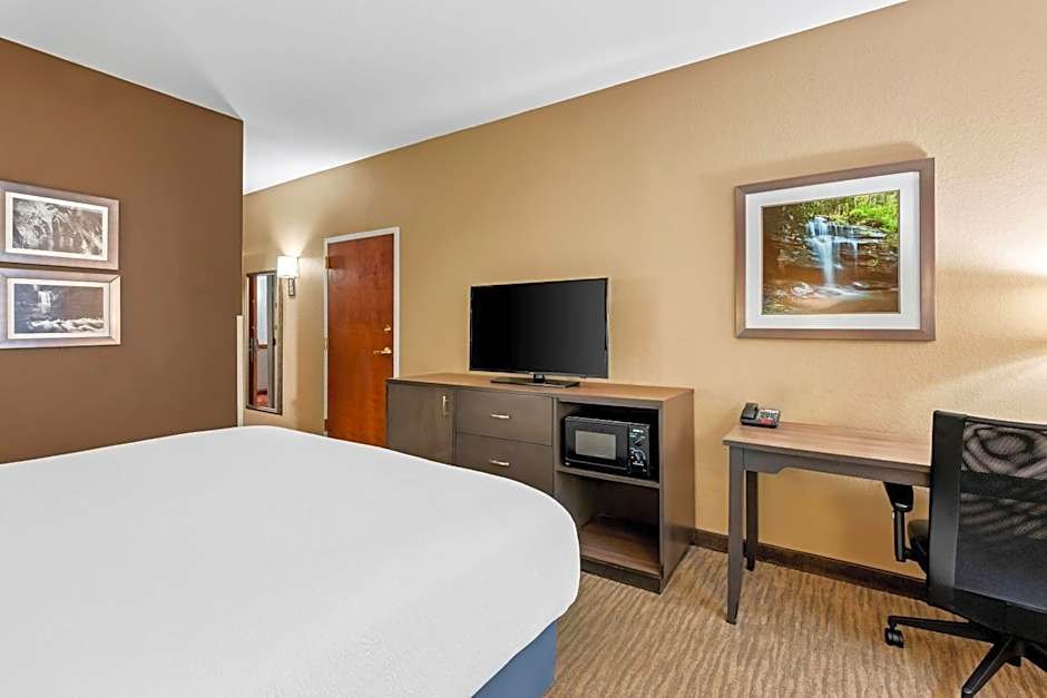 La Quinta Inn & Suites by Wyndham Boone University