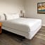 Astoria Riverwalk Inn