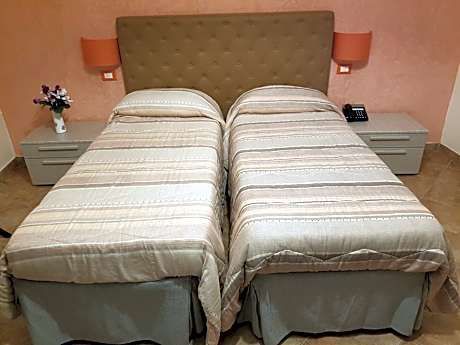 Double or Twin Room with Shower