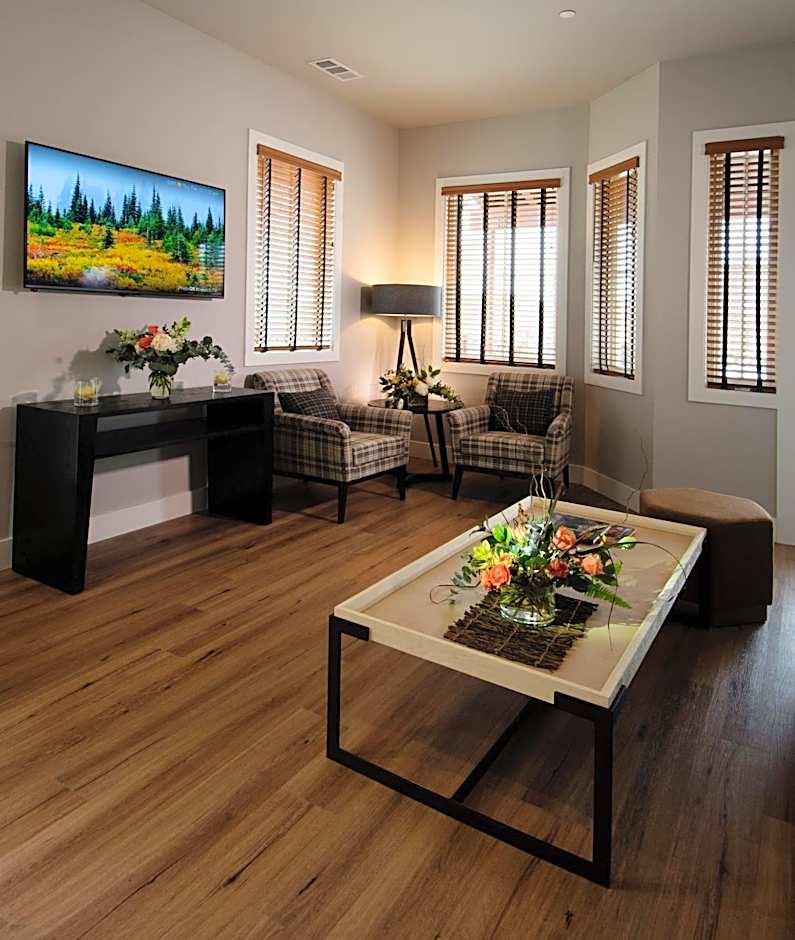 Gateway Hotel, Trademark Collection by Wyndham