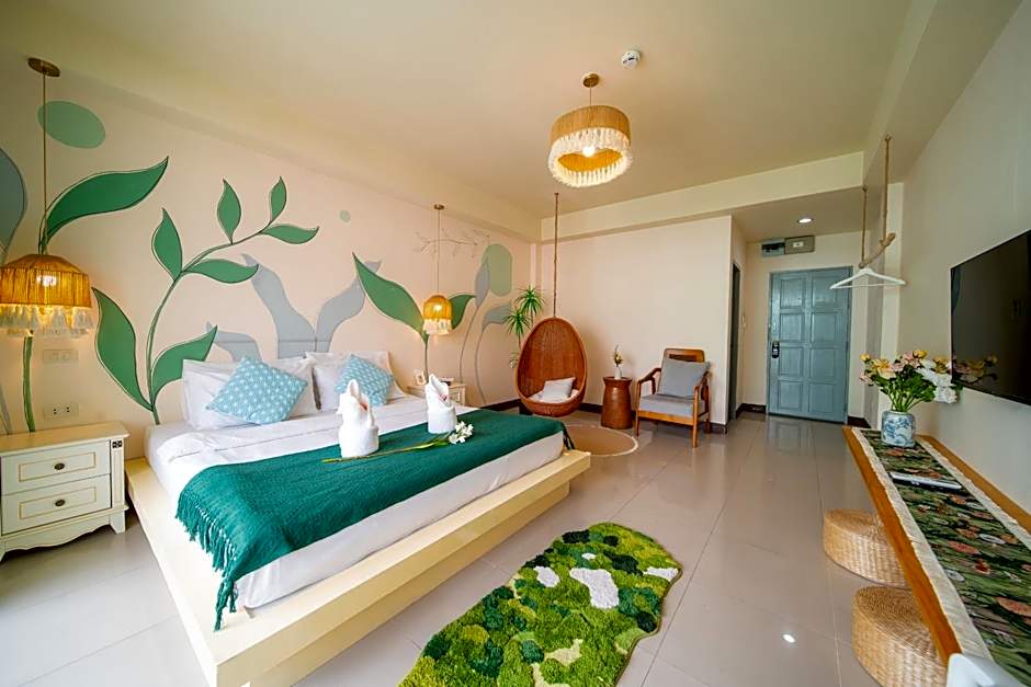 Patong Beach Side Hotel