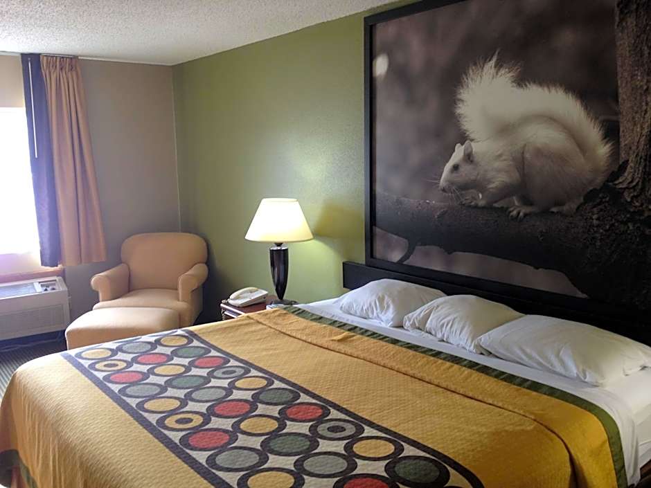 Super 8 by Wyndham Olney
