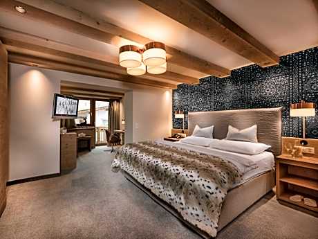 Superior Double Room with Balcony