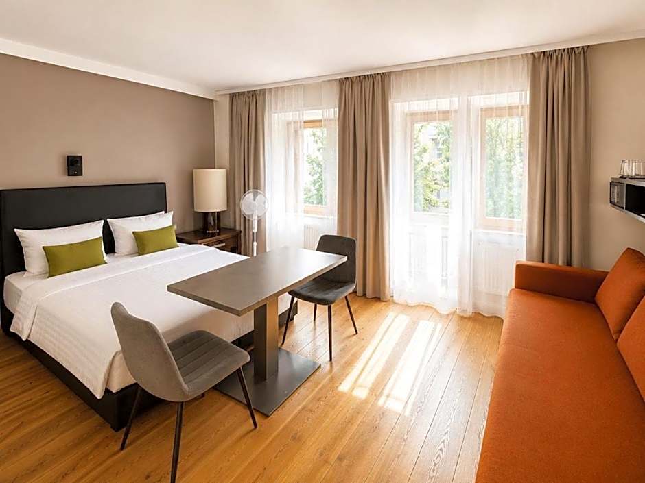 Hotel Adele am Alex