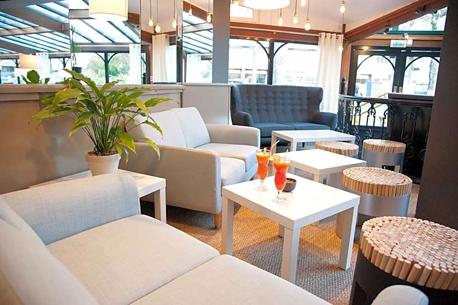 Ibis Saint Étienne - La Terrasse