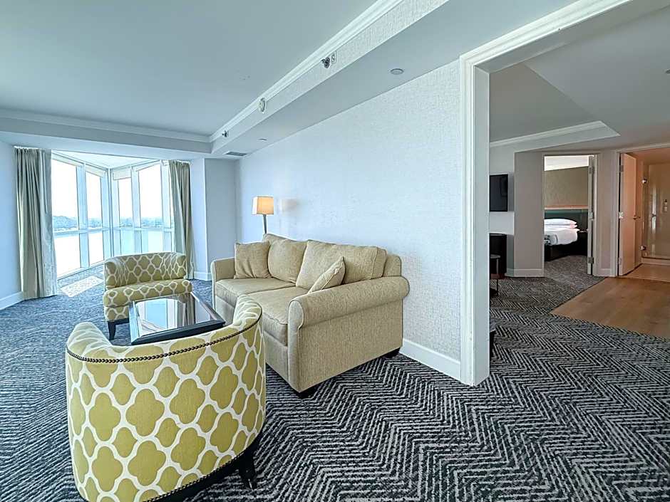 Embassy Suites By Hilton Los Angeles Glendale