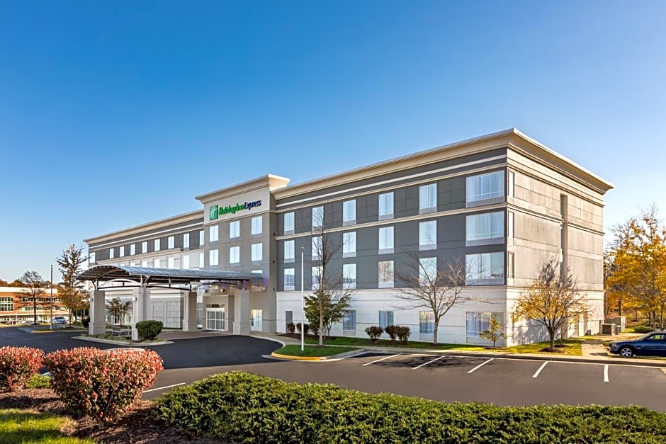 Holiday Inn Express Dumfries By IHG