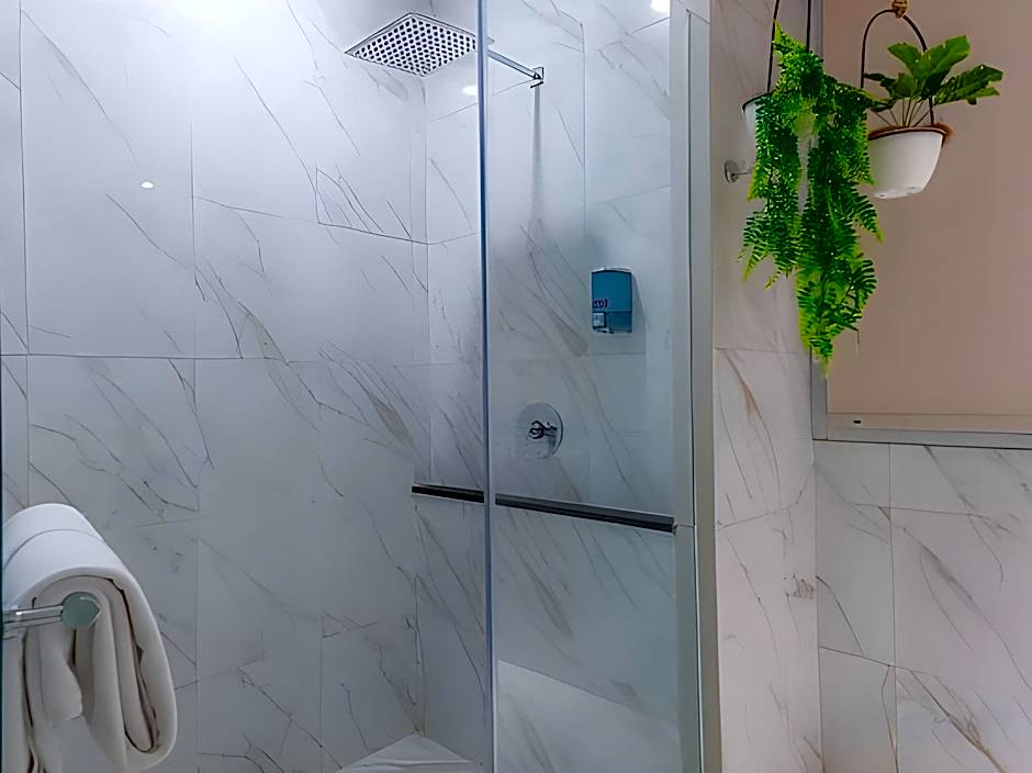 Brits Hotel Puri Indah