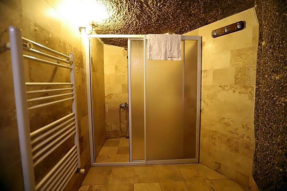 Antique Terrace Cave Suites