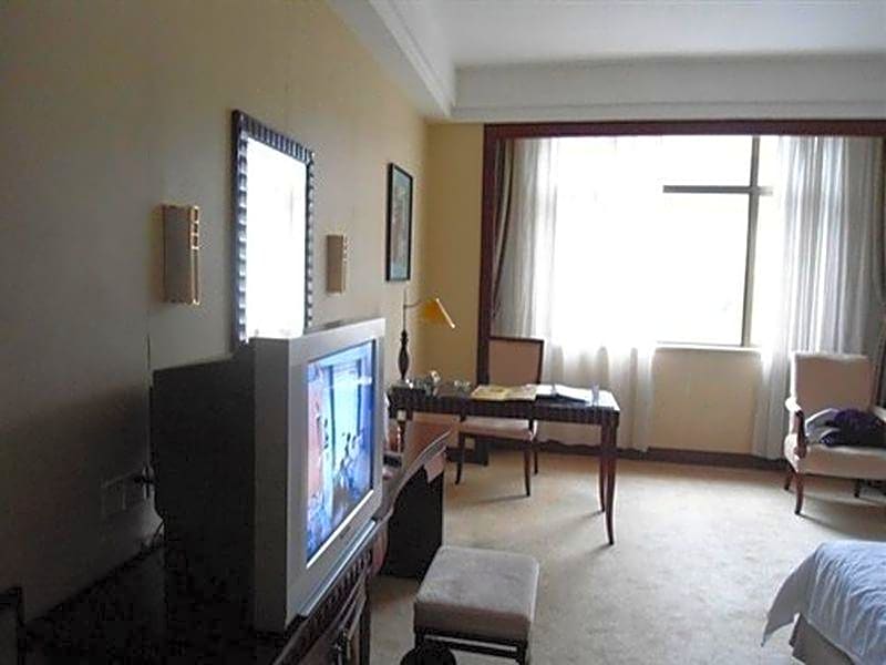 Wuyi Country Garden Phoenix Hotel