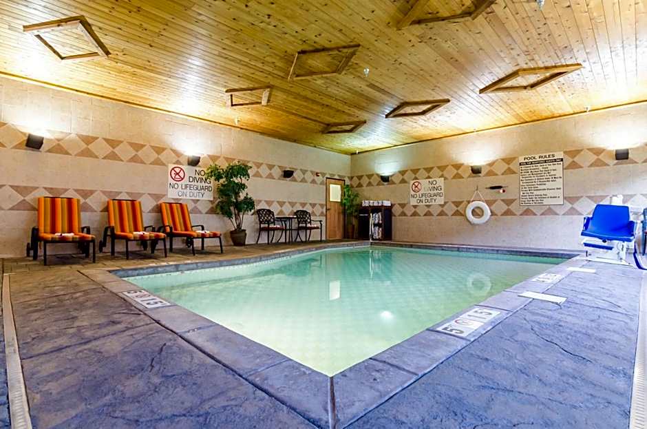Comfort Suites Salina South