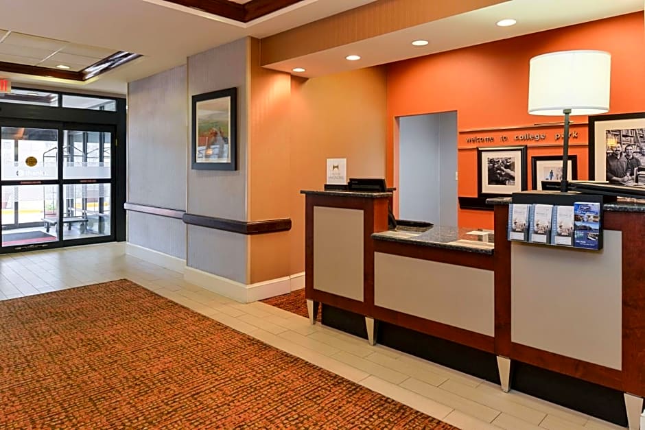 Hampton Inn By Hilton College Park