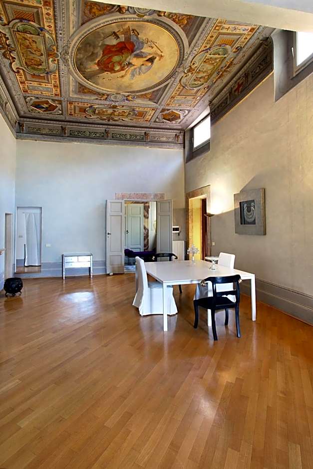 Palazzo Tolomei - Residenza D'Epoca