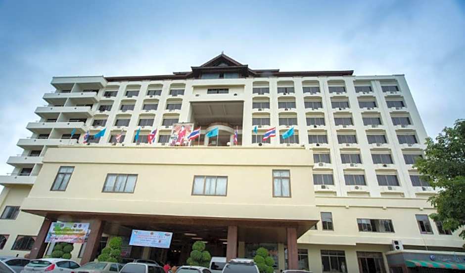 Phrae Nakara Hotel