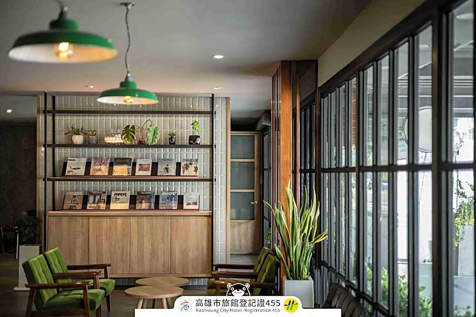 Kindness Hotel - Kaohsiung Main Station