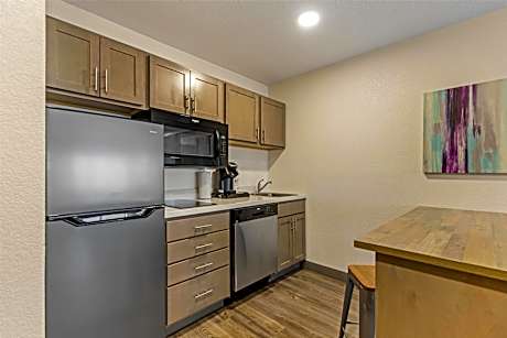 Executive Residency by Best Western Waterloo & Cedar Falls