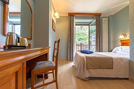 Single Room with Balcony