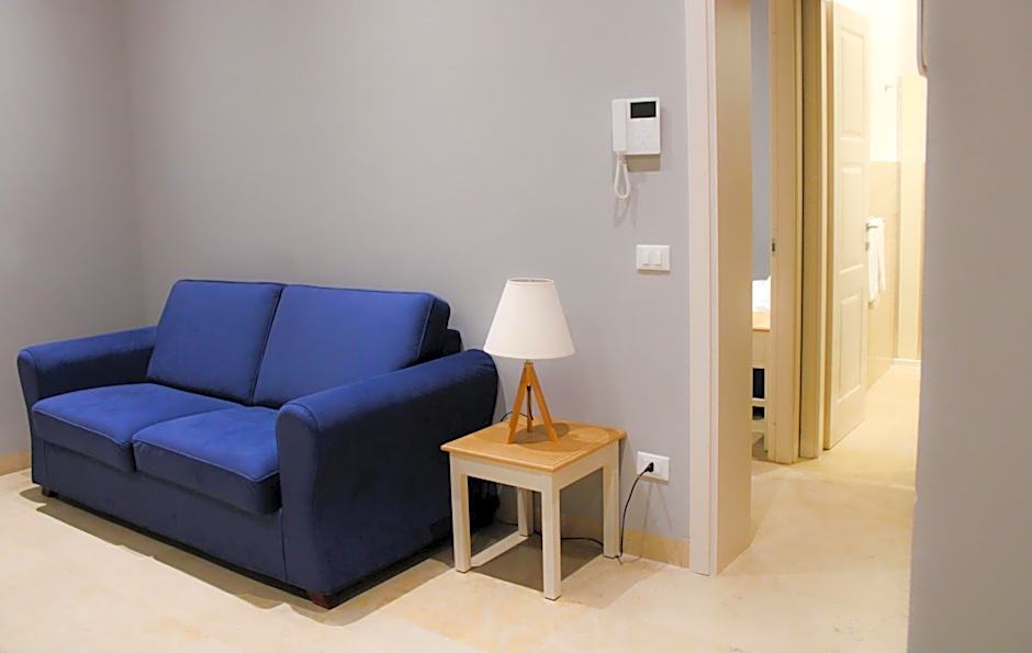 ZIBIBBO SUITES & ROOMS - Aparthotel in Centro Storico a Trapani