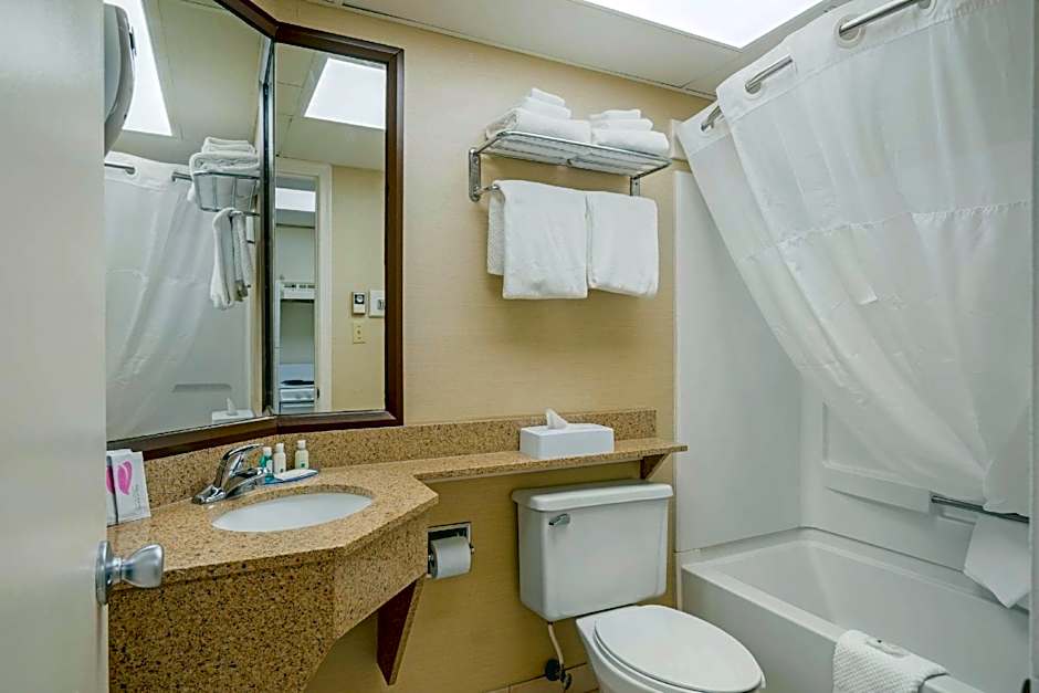 Quality Inn & Suites Ocean City Fenwick