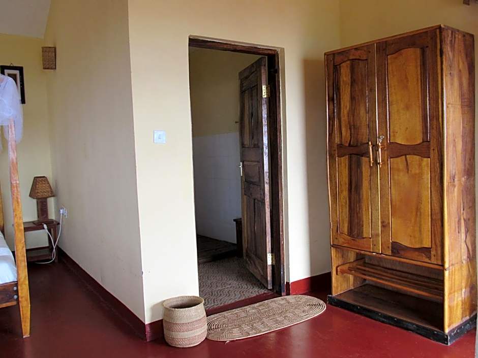 African Sunrise Lodge and Campsite