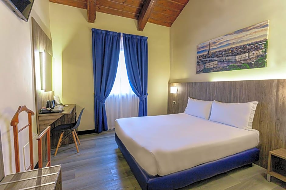 Hotel Urbani