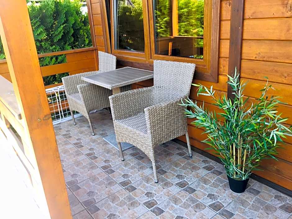 Radison Houses with a garden - Domki z ogródkiem Radison