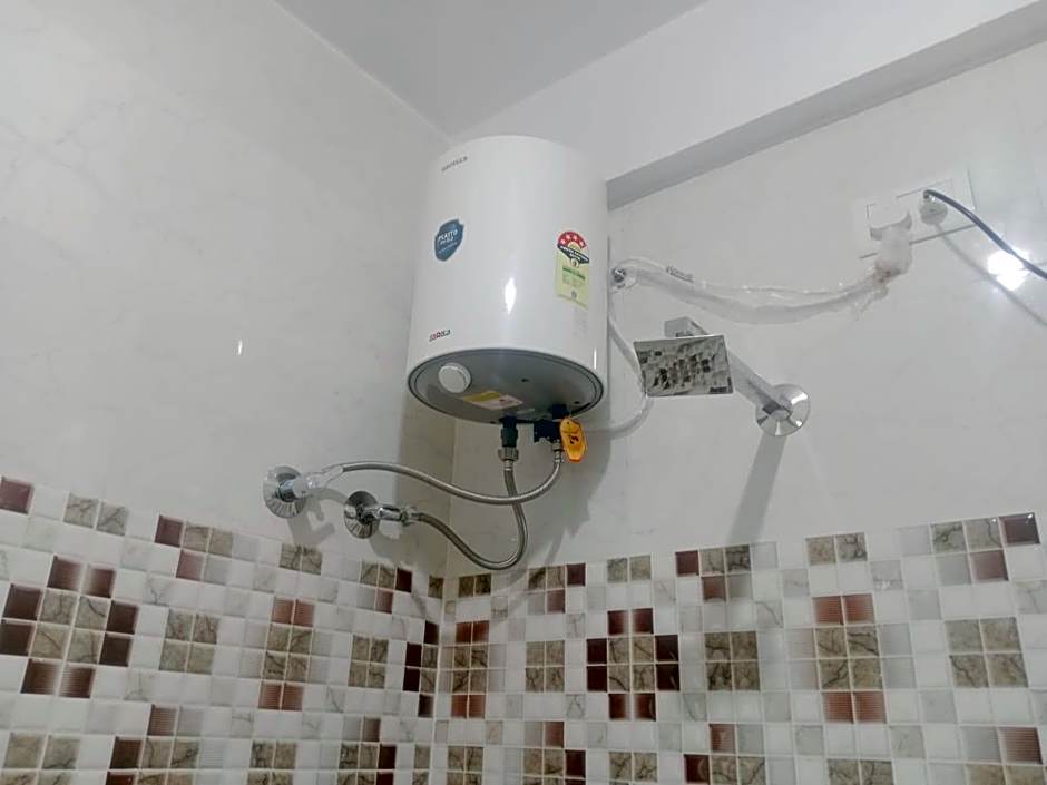 ETHIRAJ STAY INN GUESTHOUSE