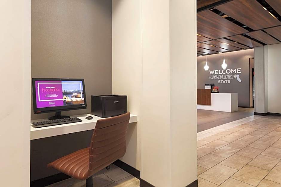Hampton Inn By Hilton San Jose Cherry Ave, CA