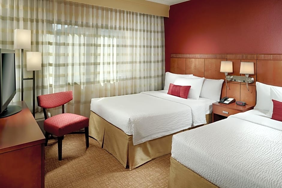 Courtyard by Marriott Atlanta Executive Park/Emory