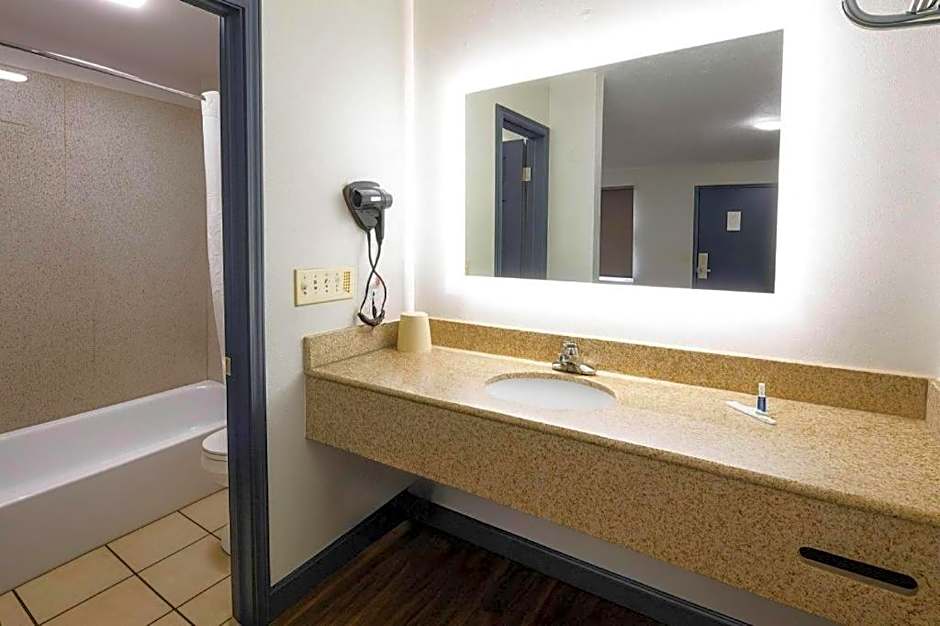 Rodeway Inn Jeffersonville - Washington Court House