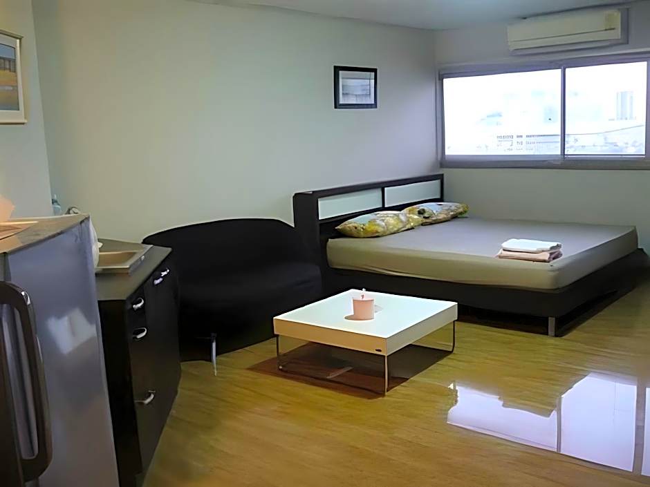 IMPACT - Challenger Muang Thong Thani Serviced Apartment
