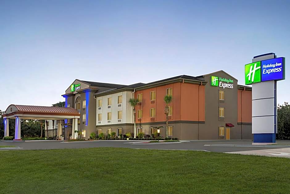 Holiday Inn Express & Suites Live Oak by IHG