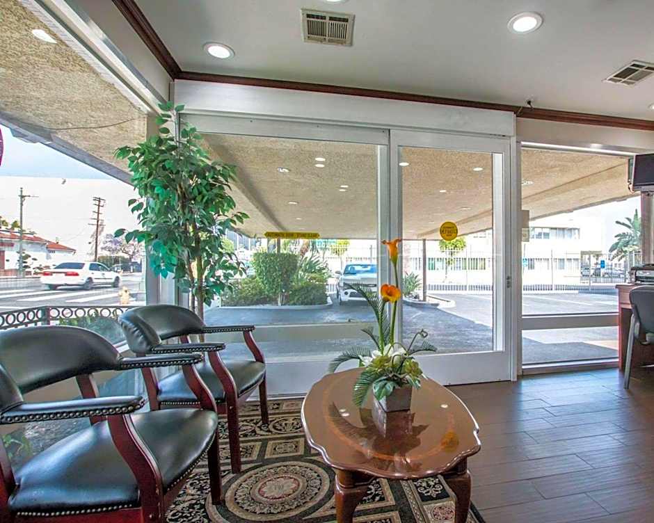 Rodeway Inn Convention Center