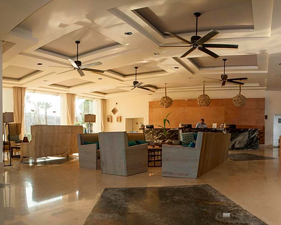 Marinaterra Hotel & Spa