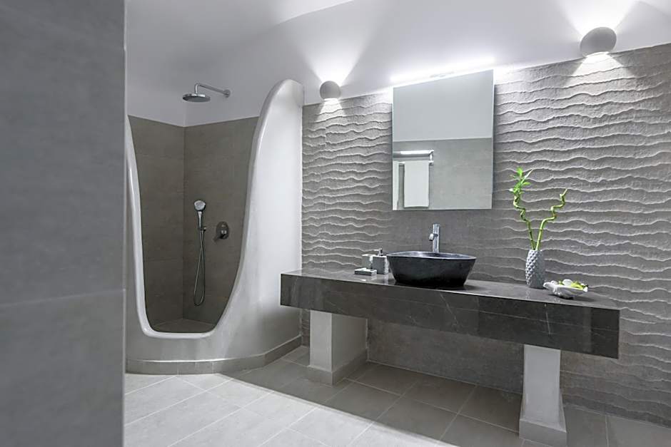 For All Seasons Mansion