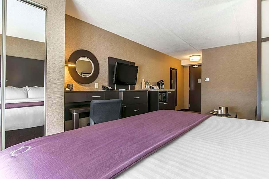 Quattro Hotel & Conf. Centre, an Ascend Collection Hotel