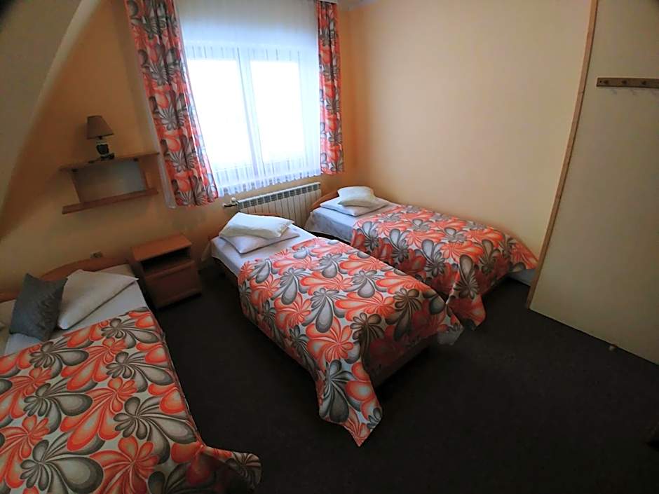 U Hani w pobliżu Gorący Potok i Termy