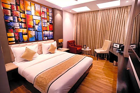Executive Room with Free Airport Pickup