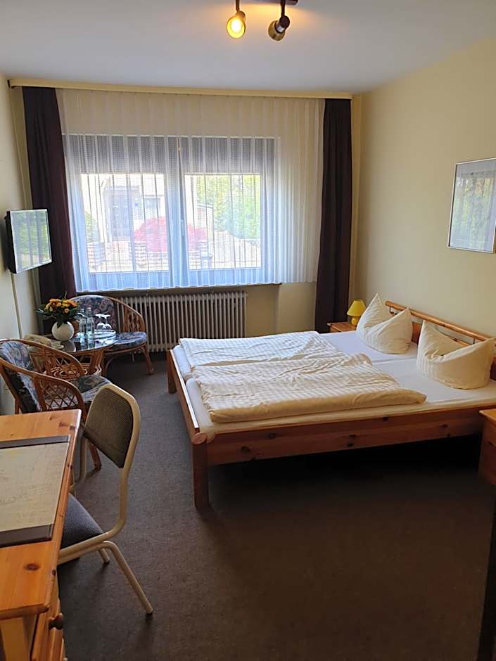 Photo 1 of 11 of Quadruple Room